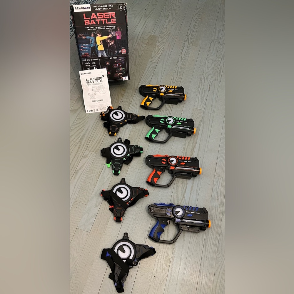 💥ARMOR GEAR LASER TAG💥